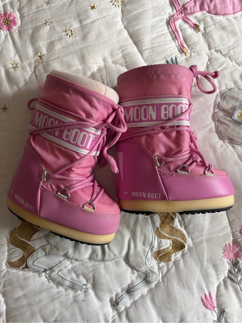Kids Pink Moon Boots size 7.5